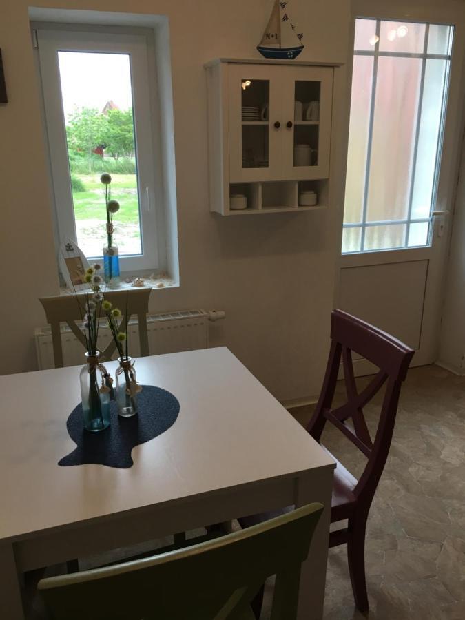 Marijanas Ferienhof 2, Urlaub Mit Viel Platz Zwischen Dornumersiel Und Bensersiel, Gehoert Zum Cafe Kunterbunt Holtgast Екстер'єр фото